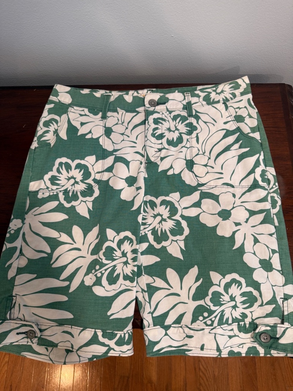 Lee Green & White Floral Shorts